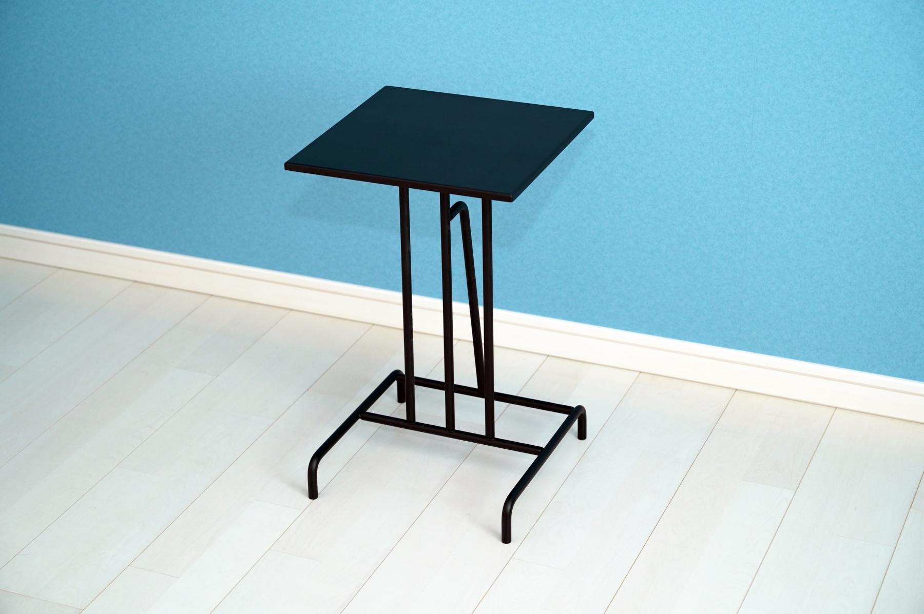 スリーラインサイドテーブル