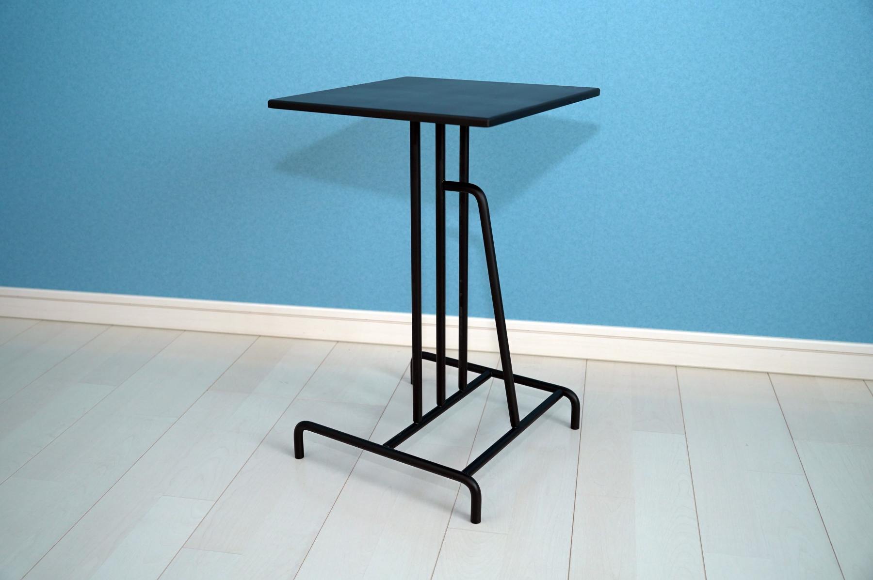 スリーラインサイドテーブル